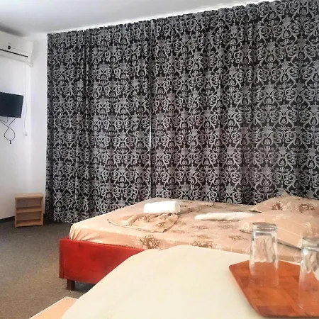Guest house Vila Mirela *